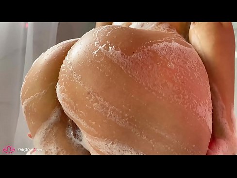 ❤️ Brunette onanerer fisse med vibrator til intens orgasme i brusebad ️❌ Porn video at da.bsglass.ru ❌